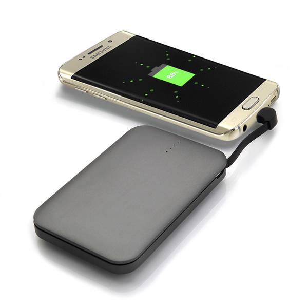 W0609 Black 6000mah Metal Power Bank which built-in Micro cable with Lightning Adaptor