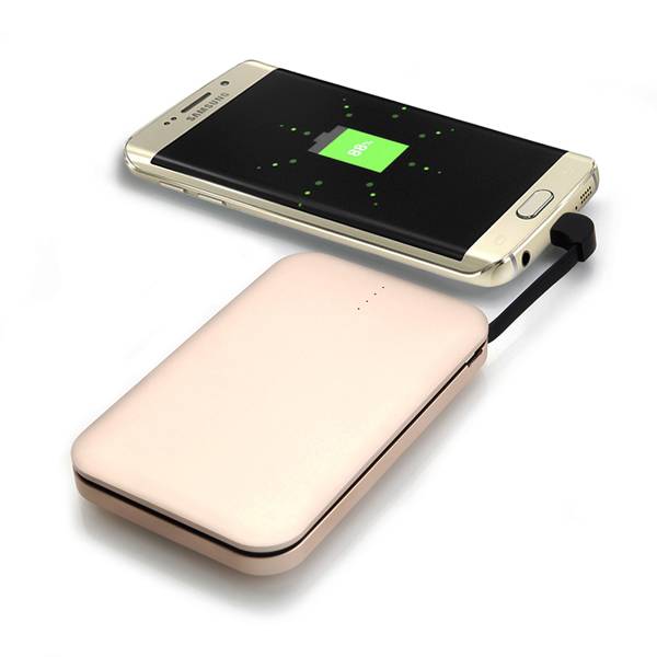 W0609 Golden 6000mah Metal Power Bank which built-in Micro cable with Lightning Adaptor